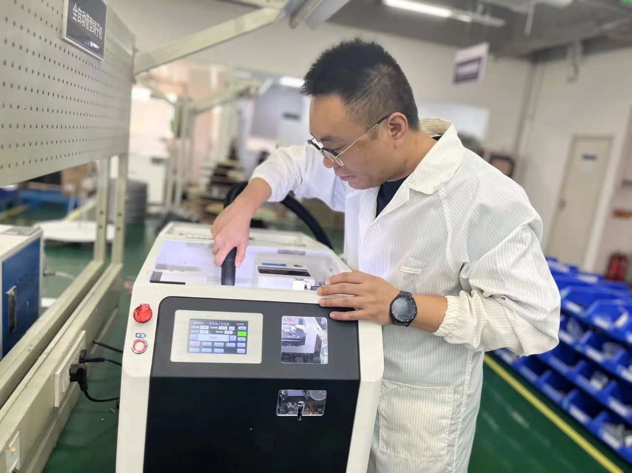 程永涛:做好必赢国际bwi437质量人
,
,把好产品质量大关 程永涛:做好必赢国际bwi437质量人
,
,把好产品质量大关